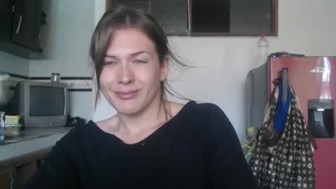 Snapshot of queennicky88 chatting on 23, 10, 2025 Nico online show from 23, 10, 2025