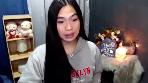 Mikka online show from 28, 4, 2026