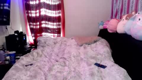 QueenOfHearts online show from 9, 2, 2025