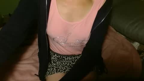 queenoftenderness online show from 30, 9, 2025