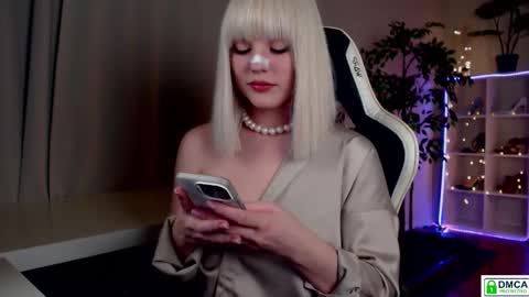 Queensy online show from 1, 3, 2026