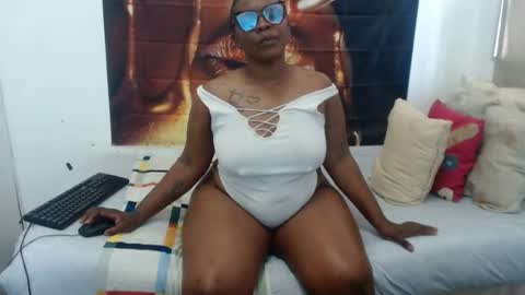 queenteex6993 online show from 30, 6, 2026