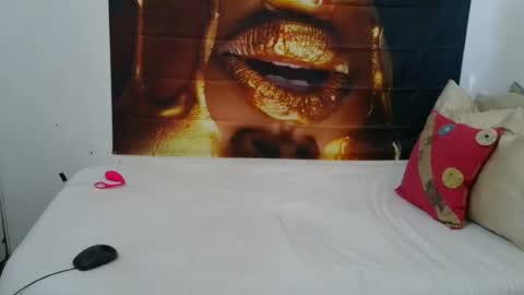 queenteex6993 online show from 26, 7, 2026