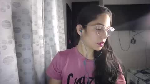 Paola online show from 7, 1, 2025