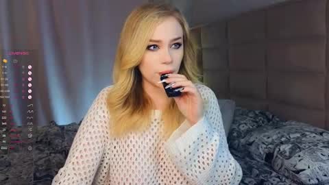 Snapshot of quennacindy chatting on 14, 2, 2025 Teri  My favorite vibes 77 101 222 666 online show from 14, 2, 2025