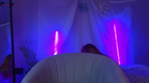 Snapshot of quennacindy chatting on 5, 10, 2025 Teri  My favorite vibes 77 101 222 666 online show from 5, 10, 2025