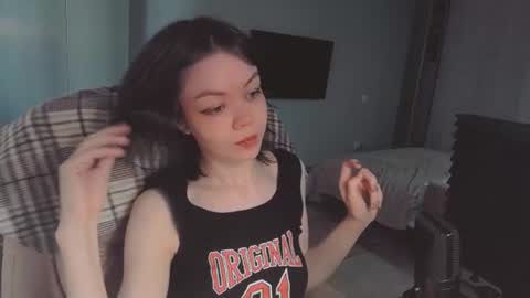 Snapshot of quietluxury chatting on 6, 7, 2026 quietluxury online show from 6, 7, 2026