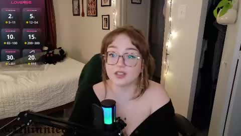 Snapshot of quinniecat chatting on 10, 6, 2026 Quinn online show from 10, 6, 2026