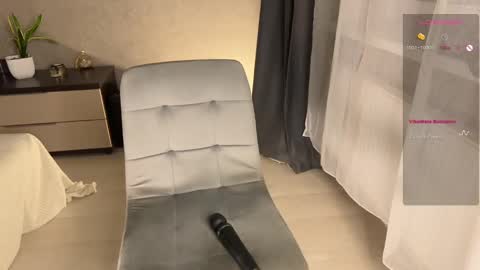 Next stream  December 1 FANSLY Loxrye online show from 8, 2, 2025