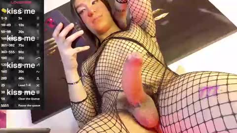 quuen_valery online show from 19, 7, 2026