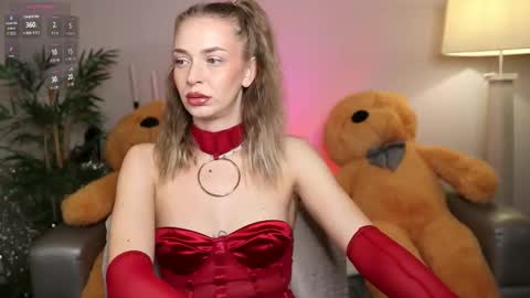 Nova Hollis online show from 20, 12, 2025