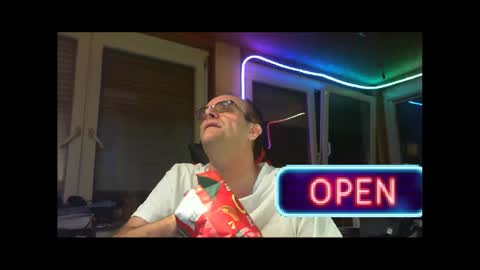 Snapshot of r_2d2_ chatting on 2, 3, 2025 dj mike online show from 2, 3, 2025