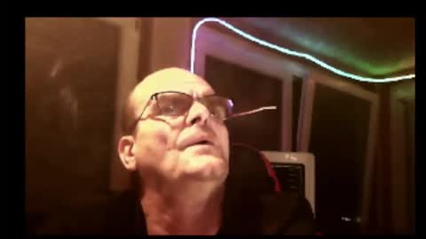 Snapshot of r_2d2_ chatting on 2, 10, 2025 dj mike online show from 2, 10, 2025