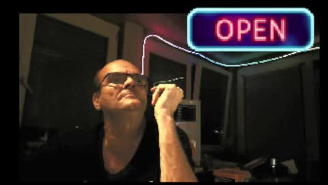 Snapshot of r_2d2_ chatting on 14, 10, 2025 dj mike online show from 14, 10, 2025