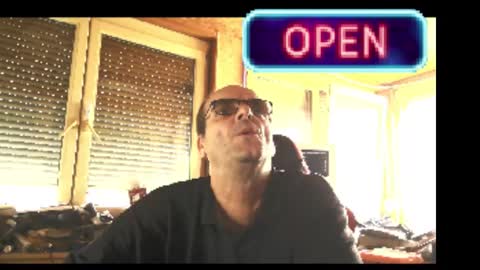 Snapshot of r_2d2_ chatting on 31, 10, 2025 dj mike online show from 31, 10, 2025