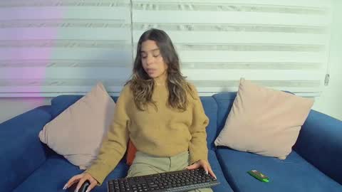 Rachell online show from 6, 3, 2025