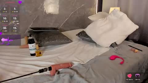 Rachel Ebony online show from 25, 7, 2026