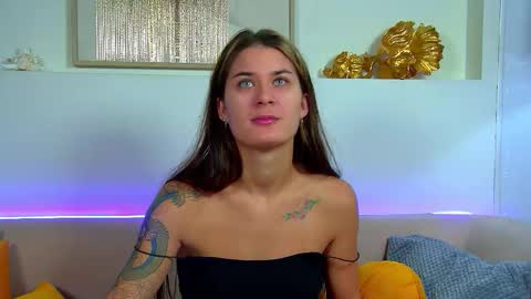 RachellSimpson online show from 19, 10, 2025