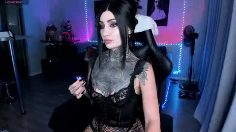 Snapshot of rachelqueen_ chatting on 9, 8, 2026 Miko Pleasee help me get 100 likes online show from 9, 8, 2026