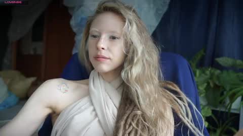 Snapshot of radiant_ada chatting on 12, 5, 2026 ada online show from 12, 5, 2026