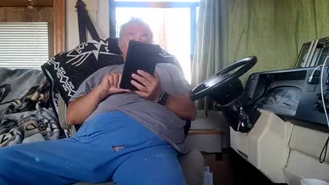 Snapshot of radiomantim chatting on 9, 6, 2026 Radioman for fun online show from 9, 6, 2026