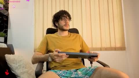 R A F A E L online show from 17, 12, 2025