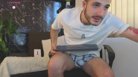 R A F A E L online show from 21, 7, 2026