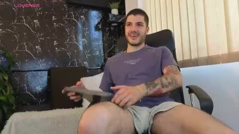 R A F A E L online show from 8, 8, 2026
