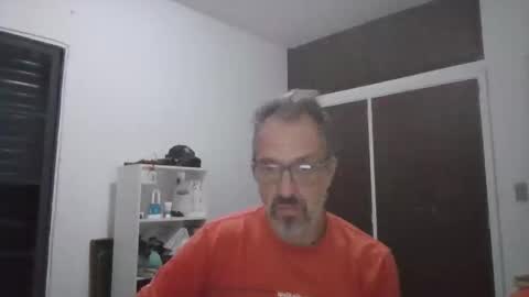 Snapshot of rafaelsel chatting on 21, 10, 2025 Big Uncle Jungle online show from 21, 10, 2025