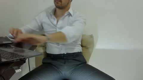 Snapshot of rafaelssk chatting on 19, 2, 2026 elenacam online show from 19, 2, 2026