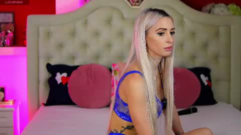 Snapshot of ragazzabellaa chatting on 17, 6, 2026 Monica online show from 17, 6, 2026