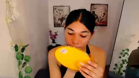 raindrizzle1706 online show from 17, 12, 2025