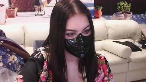 Snapshot of rainyvibe_ chatting on 7, 3, 2026 rainyvibe_ online show from 7, 3, 2026