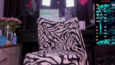 Snapshot of raissa_sky26 chatting on 14, 7, 2026 Laura online show from 14, 7, 2026