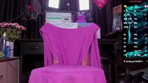 Snapshot of raissa_sky26 chatting on 1, 8, 2026 Laura online show from 1, 8, 2026