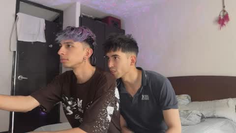 Snapshot of rakhubs chatting on 17, 3, 2026 Enzo online show from 17, 3, 2026