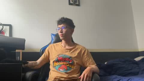 Snapshot of rakhubs chatting on 20, 3, 2026 Enzo online show from 20, 3, 2026