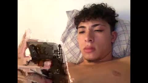 ramiroo2312 online show from 27, 2, 2025