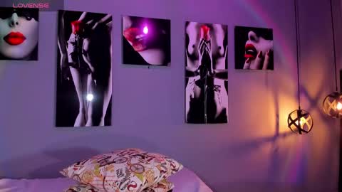 Snapshot of ramonasmith chatting on 6, 12, 2024 Ramona  online show from 6, 12, 2024