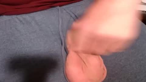 Snapshot of random41yearoldguy chatting on 6, 1, 2025 random41yearoldguy online show from 6, 1, 2025