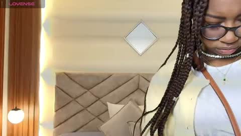 Snapshot of raqueljones_ chatting on 30, 6, 2026 Raquel online show from 30, 6, 2026