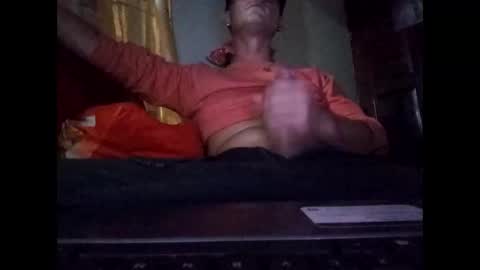 Snapshot of raspines chatting on 23, 10, 2025 Raspiness Cam online show from 23, 10, 2025