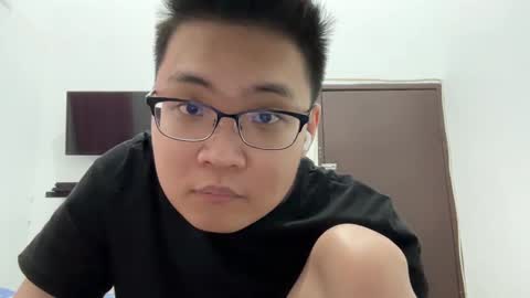 randomnaut online show from 11, 3, 2025