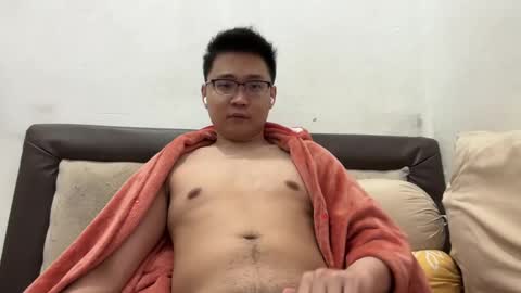 randomnaut online show from 11, 3, 2025