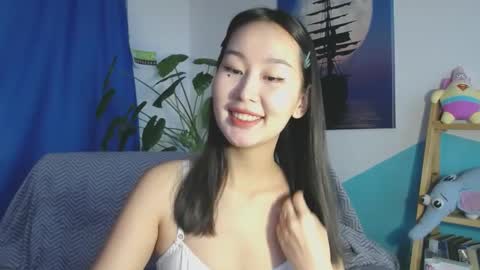 Snapshot of ratna_mm chatting on 4, 12, 2024 ratna_mm online show from 4, 12, 2024