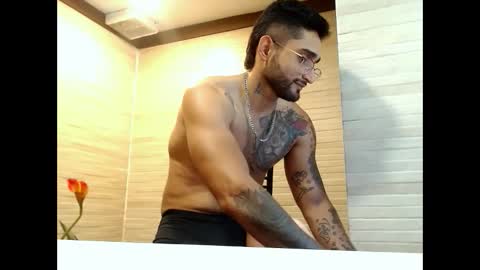 Snapshot of rauldickins chatting on 19, 5, 2026 rauldickins online show from 19, 5, 2026