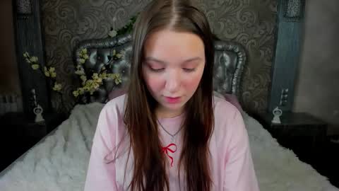 Snapshot of raven_crowe chatting on 27, 2, 2026 Raven online show from 27, 2, 2026