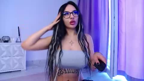 Raven Foxxy online show from 28, 6, 2026