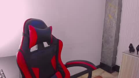 Snapshot of raven_rouge chatting on 31, 7, 2026 gata online show from 31, 7, 2026