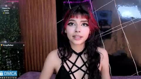 raven_rox_ online show from 4, 5, 2026